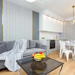 One Bedroom In Center By Renters Prestige Warszawa